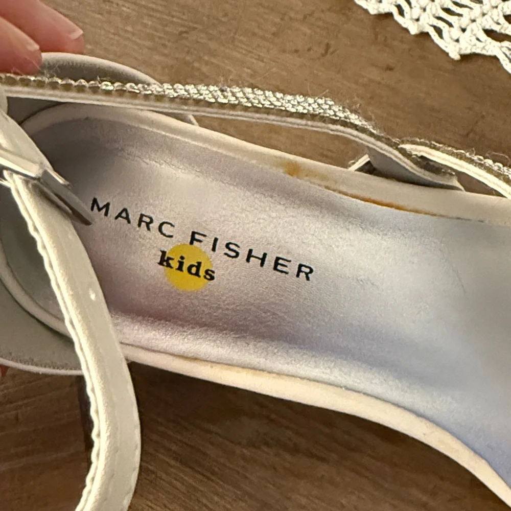 Marc Fisher White Strappy Dress Shoes with Rhinestones size 4 big girl